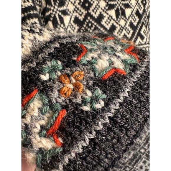 Dale of Norway Jubileum 2 Handknit 100% Wool Pullover Sweater NWOT Unisex Sz L - Picture 12 of 16